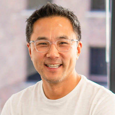 Portrait of Steve Yi