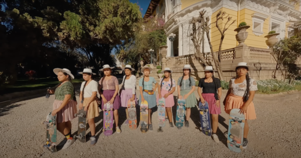 Samsung Spotlights Trailblazing Bolivian Cholita Skaters Samsung Spotlights Trailblazing Bolivian Cholita Skaters